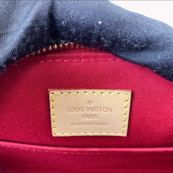 Beautiful Louis Vuitton Sherwood Vernis Monogram Shoulder Bag! - Picture 10 of 12